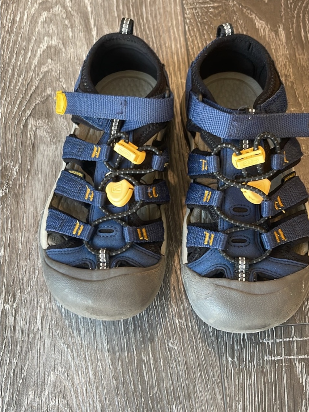 KEEN Unisex-Child Newport H2 Closed Toe Water Sandals Size 13 Little Kid